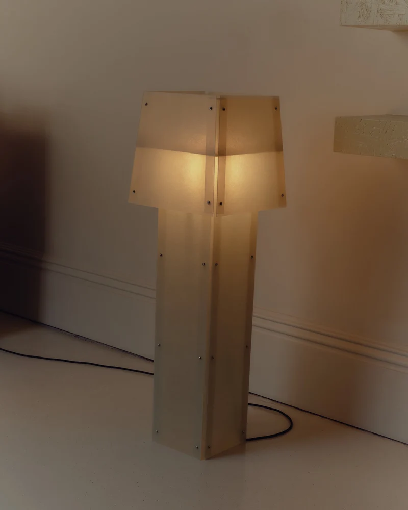 Layette Aluminium Floor Lamp