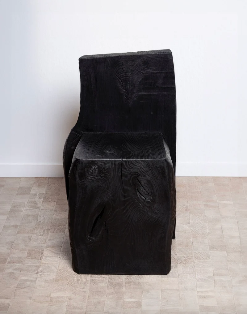 CHAIR ( 0 2 )