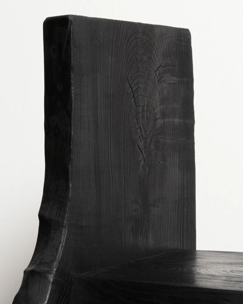 CHAIR ( 0 2 )
