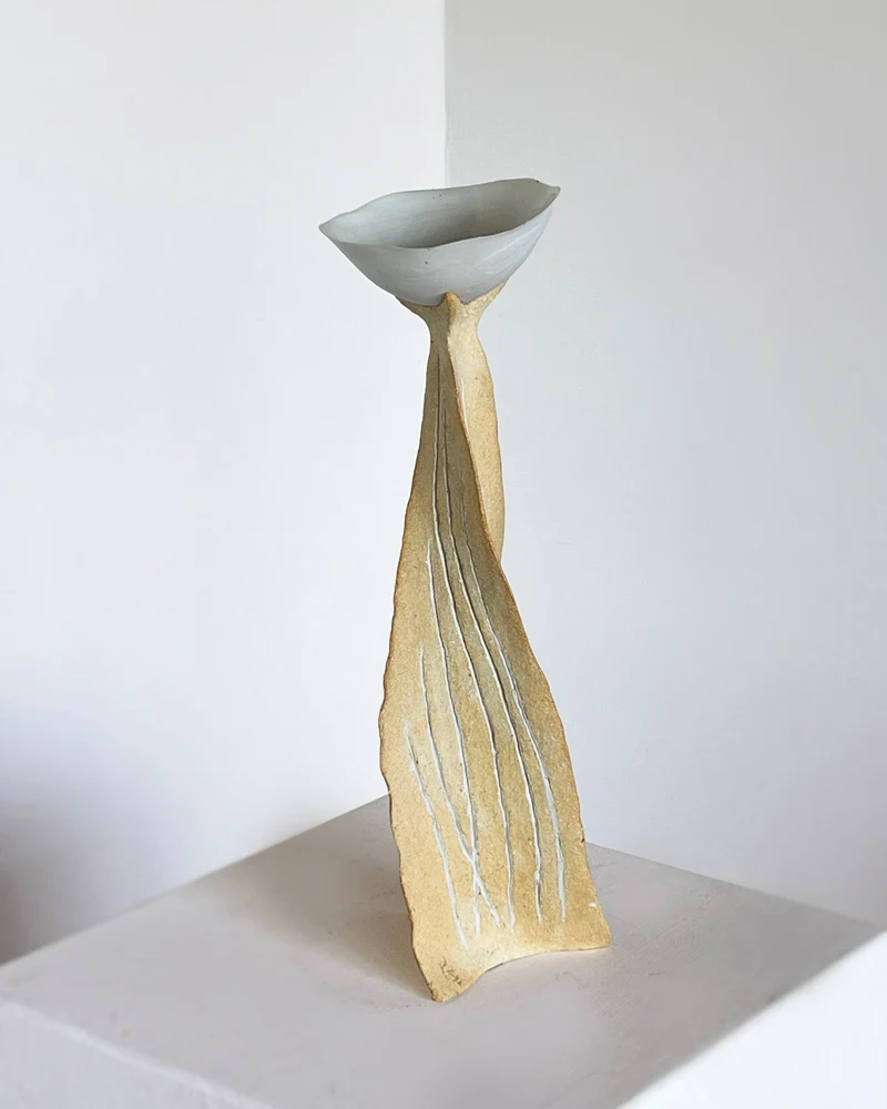 Porcelain dish on pedestal