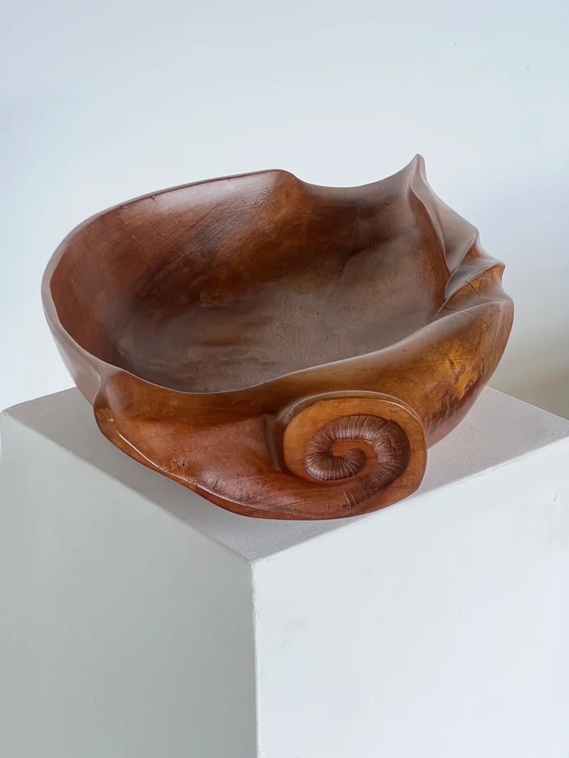 Vintage Shell Dish in Wood - Large Carved Collection