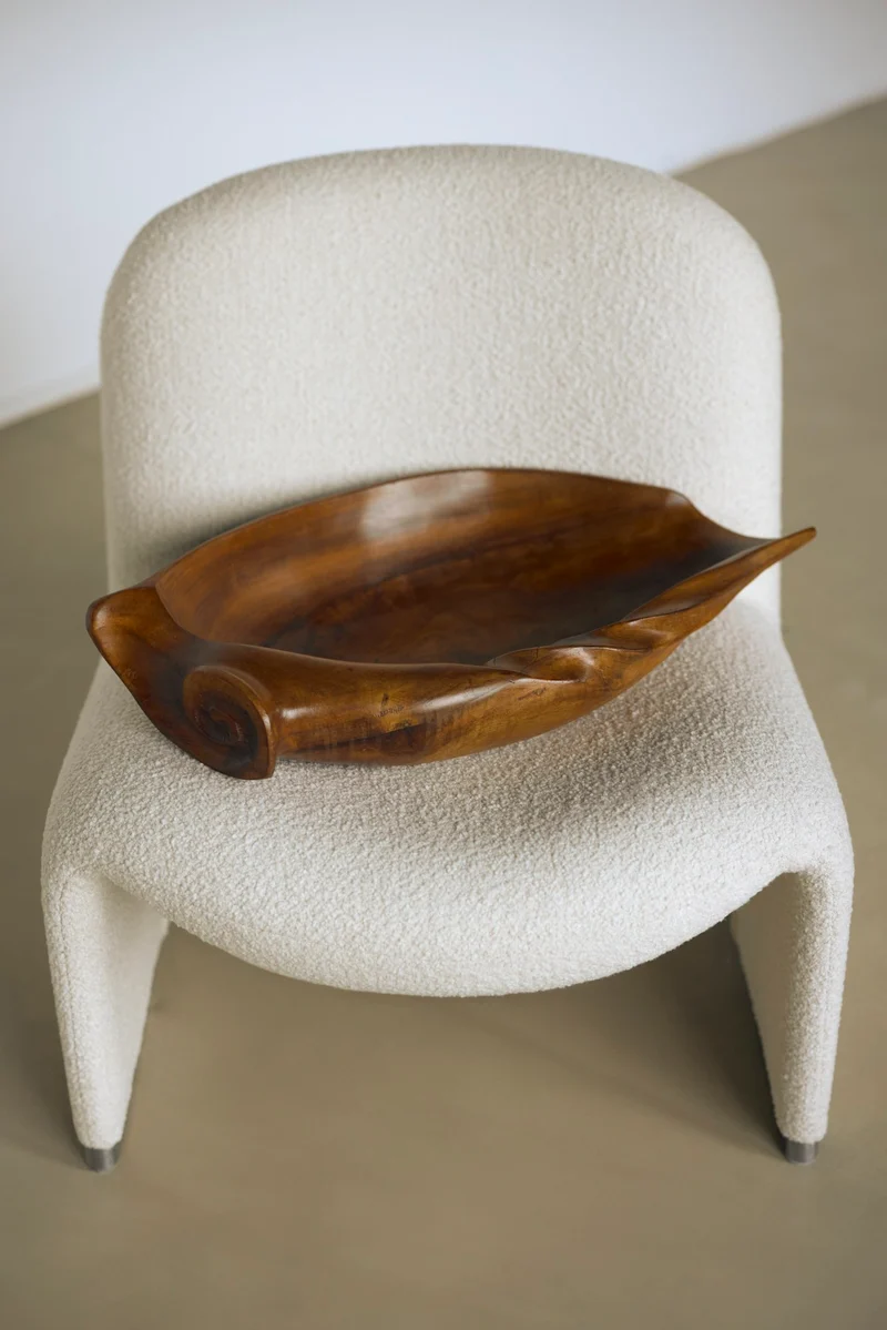 Vintage Shell Dish in Wood - Large Carved Collection