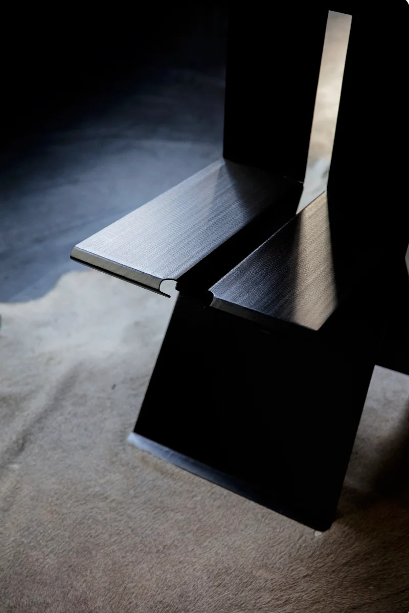 Fosa Chair in Steel
