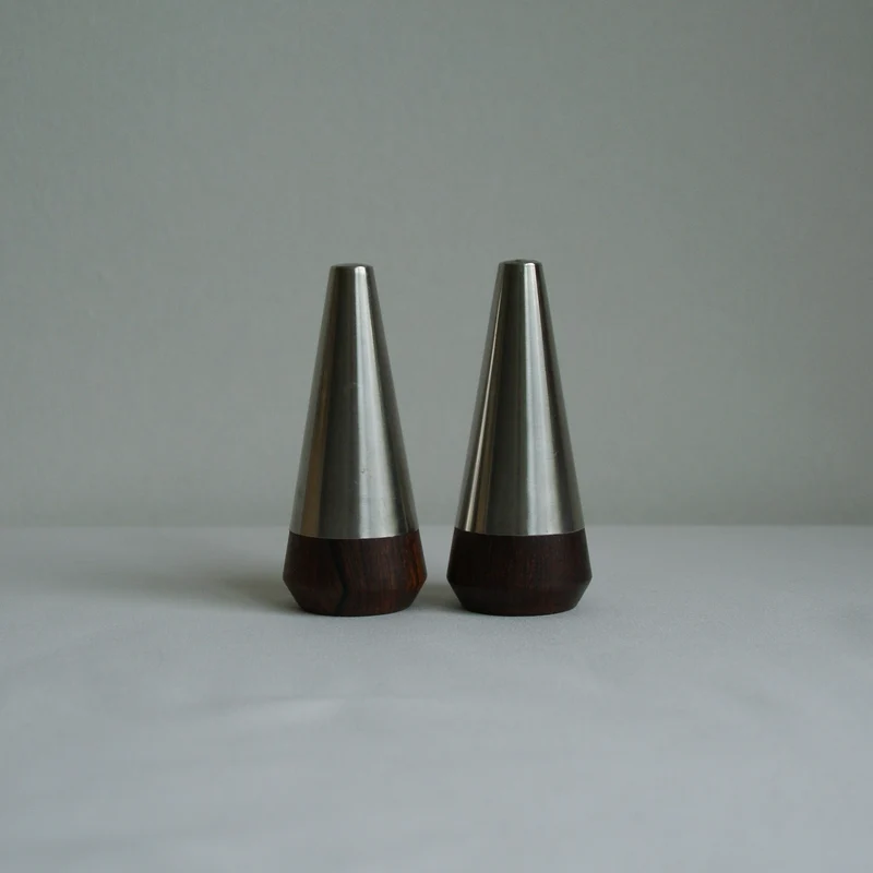 Mid-century Pepper & Salt Shaker
