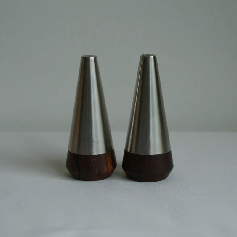 Mid-century Pepper & Salt Shaker