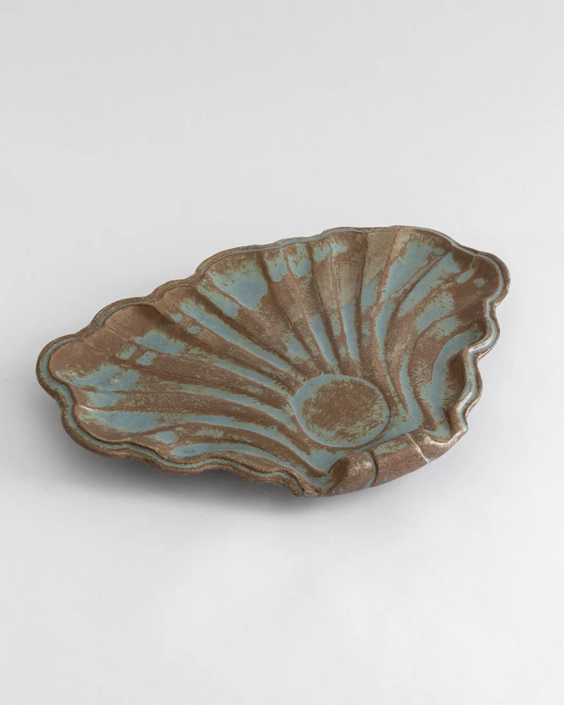 Shell-Shaped Art Deco Ceramic Dish by Allan Ebeling, 1930s