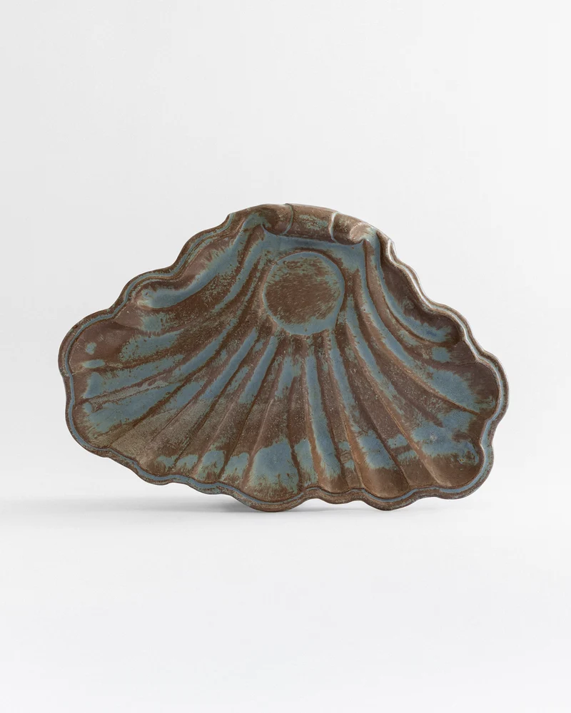 Shell-Shaped Art Deco Ceramic Dish by Allan Ebeling, 1930s