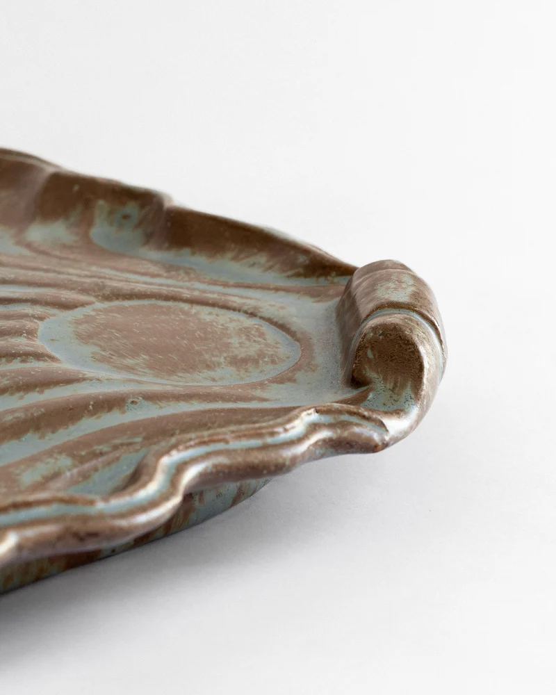 Shell-Shaped Art Deco Ceramic Dish by Allan Ebeling, 1930s