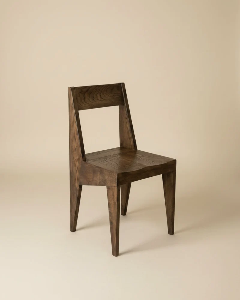 Chair "ETI?"
