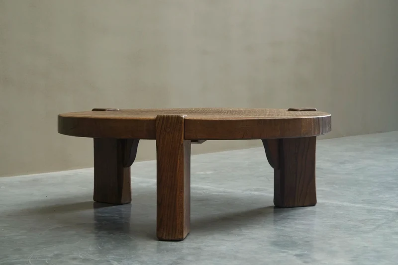 Large Round Wabi-Sabi Style Coffee Table in Solid Oak 1960s