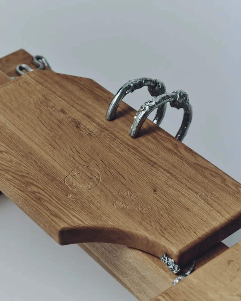 High School Lover Bench by Sashaxsasha and Apollinaria Broche