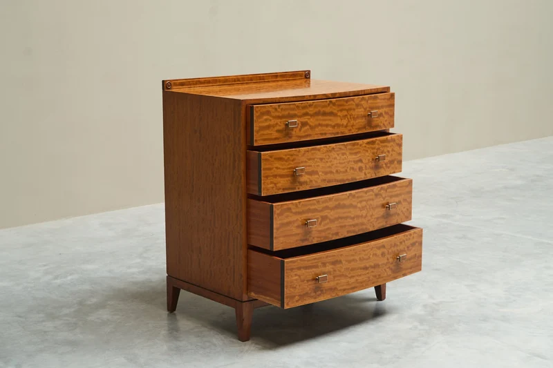 Art Deco Chest of Drawers in Maple, England 1930s
