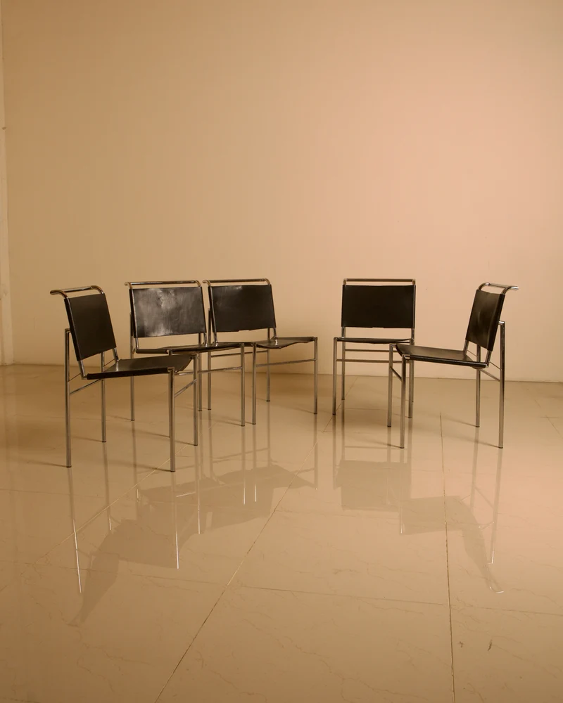 Set of 5 "Roquebrune" chairs in black leather by Eileen Gray 60's