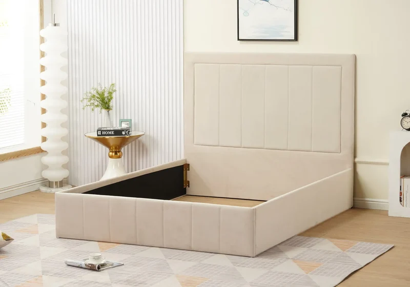 Lit capitonné en velours beige - Maty
