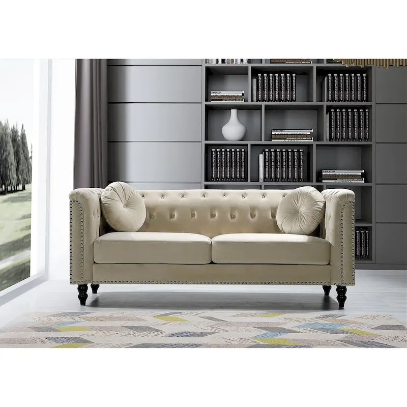 Canapé Chesterfield classique capitonné en velours clouté avec coussin décoratif