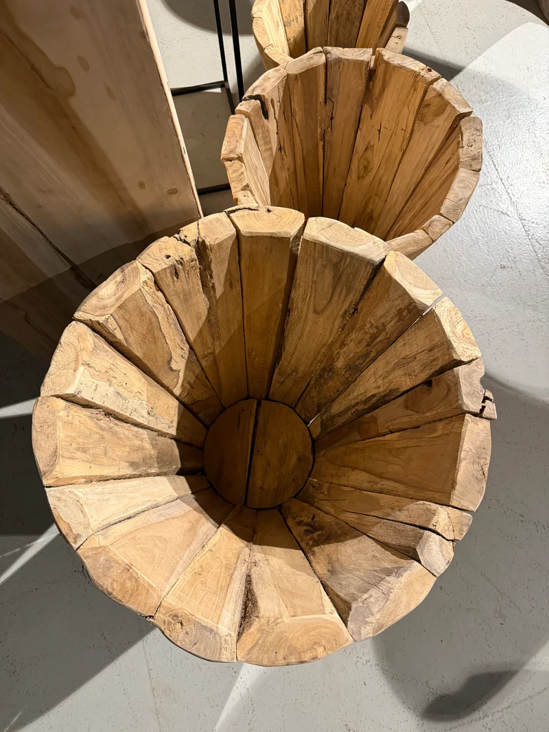 Pot de fleur en teck massif : Déco intérieure et jardin