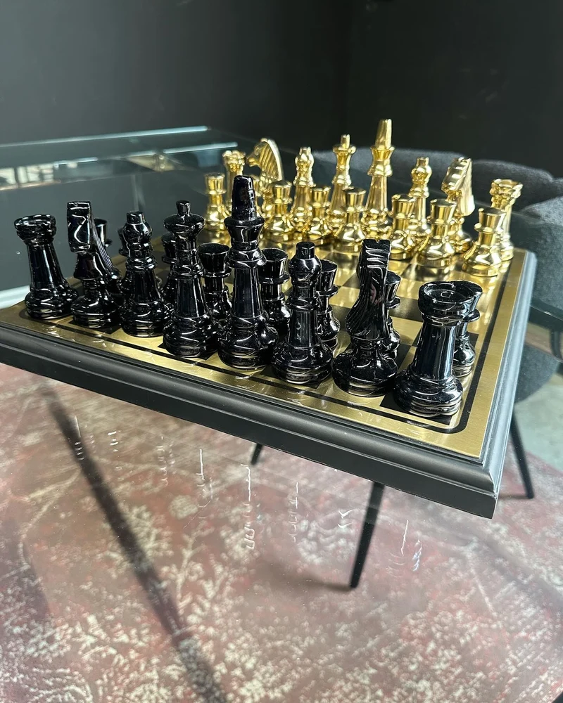 Échiquier de Luxe en Bois et Aluminium