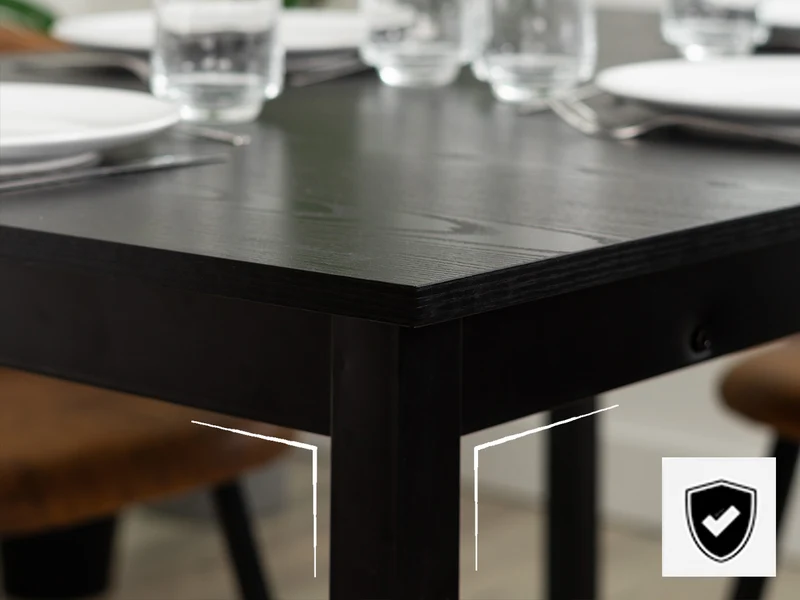 Table de salle à manger extensible industrielle pour 4 à 6 personnes en bois MDF noir - BARI