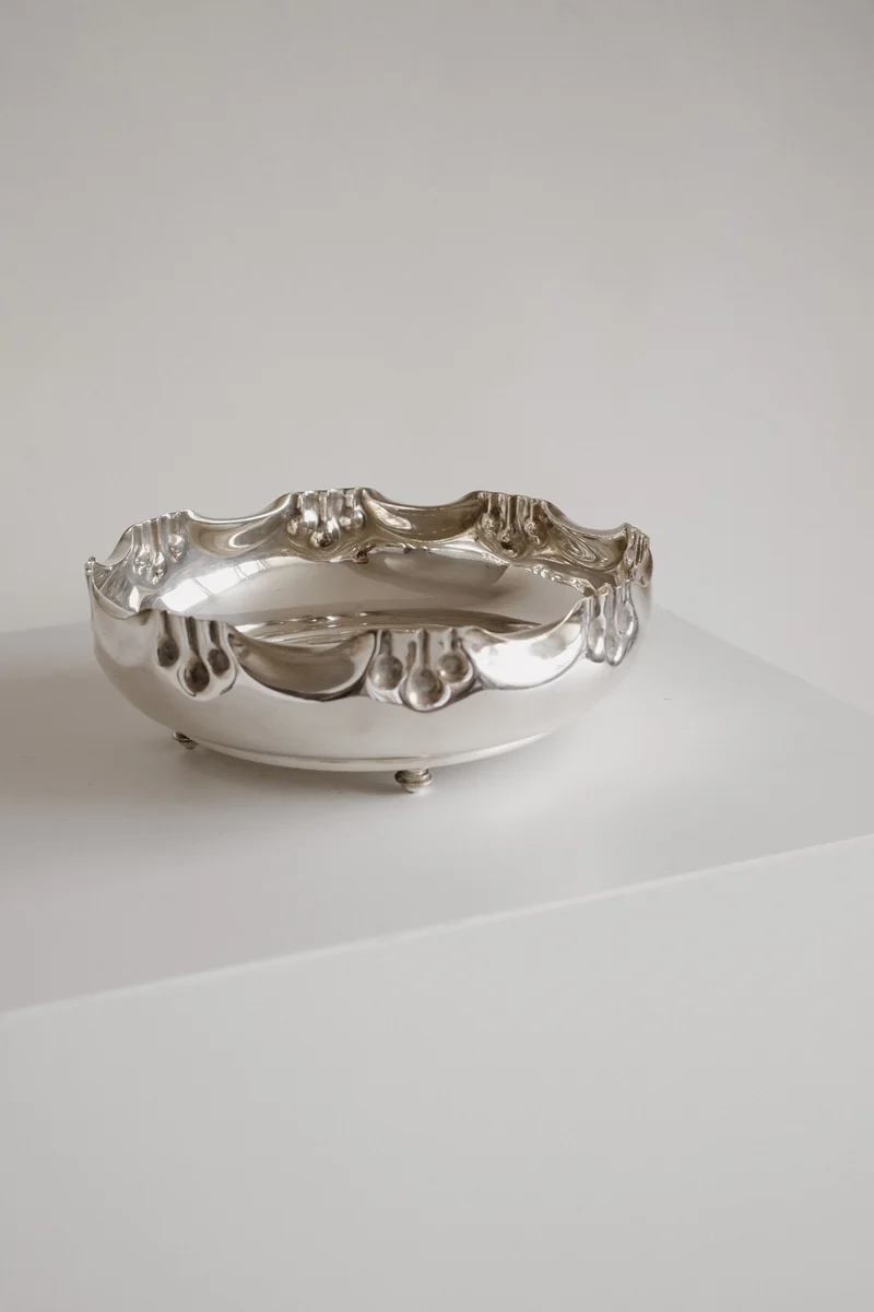 Elegant Silver-Plated Centerpiece Bowl