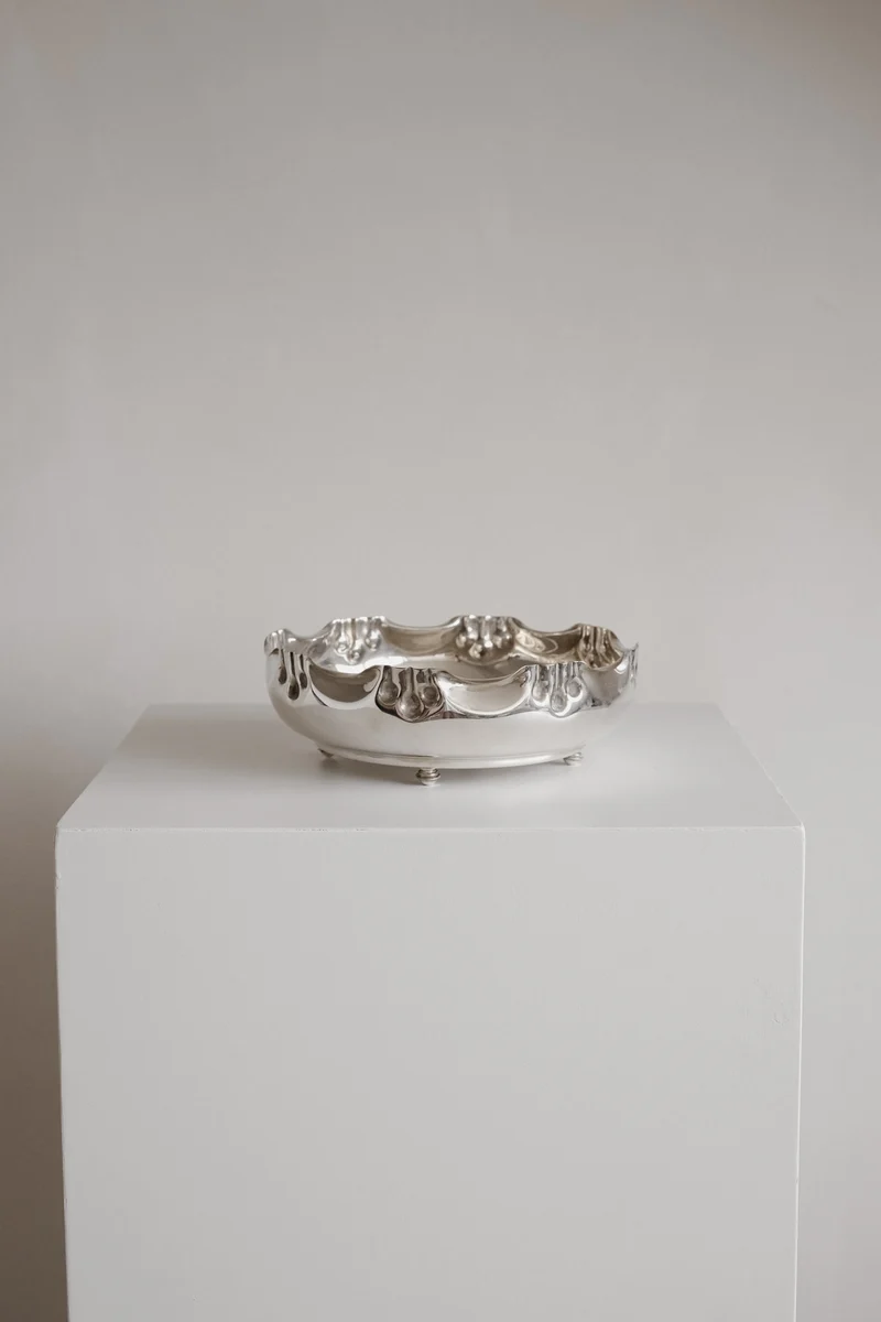 Elegant Silver-Plated Centerpiece Bowl