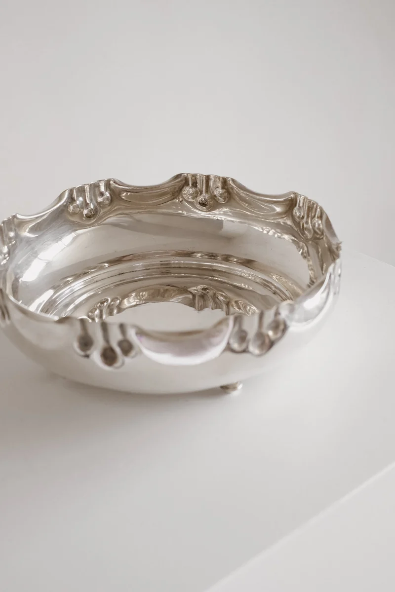 Elegant Silver-Plated Centerpiece Bowl