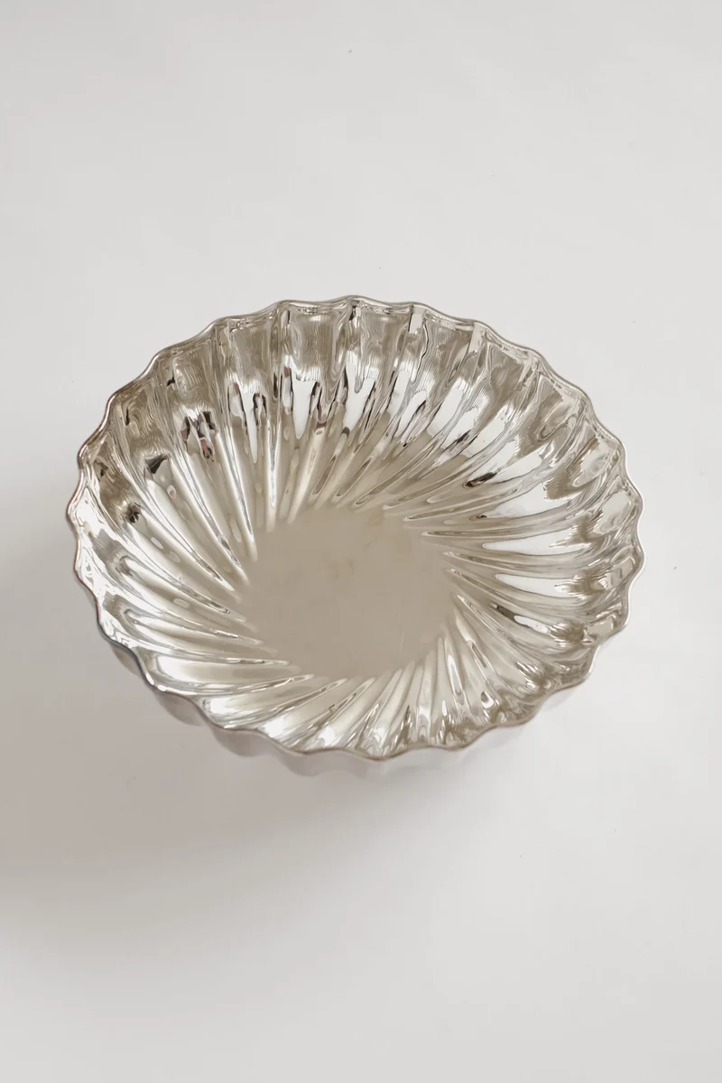 Guido Galbiati Milano Silver-Plated Shell Bowl