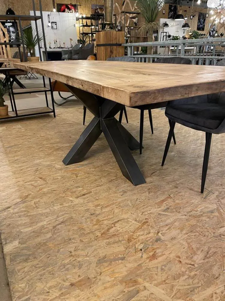 Table de Ferme en Vieux Chêne Massif Centenaire - Sur Mesure