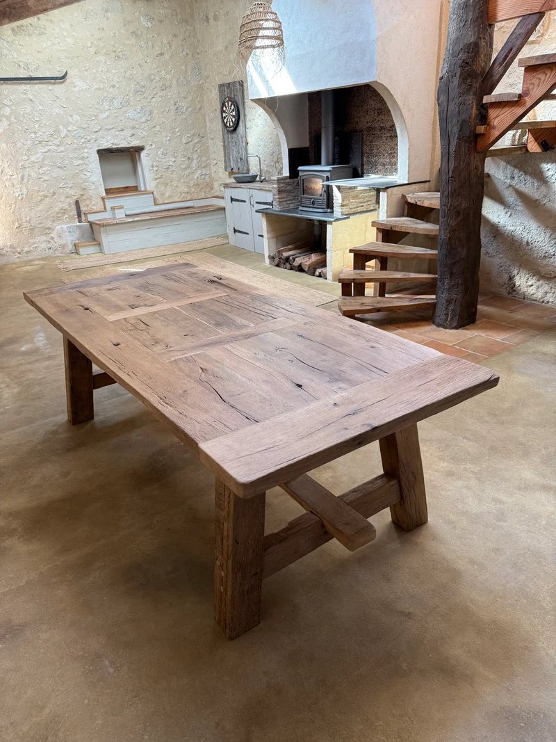 Table de Ferme en Vieux Chêne Massif Centenaire - Sur Mesure