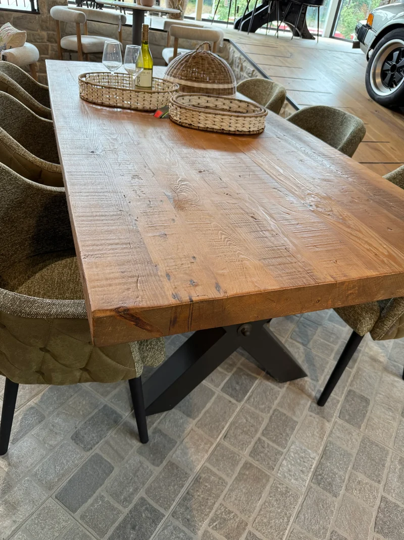 Table de 2m40 en Bois Massif "RIETI"