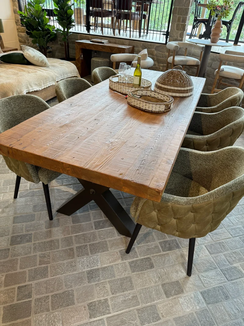 Table de 2m40 en Bois Massif "RIETI"