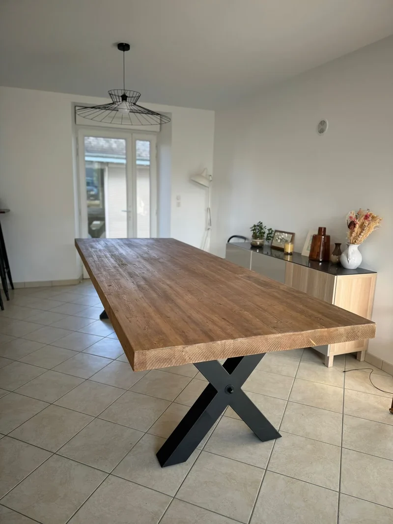 Table de 2m40 en Bois Massif "RIETI"