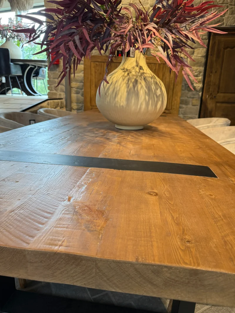 Table à Manger de 2m40 en Bois Massif avec Pieds U Apparents