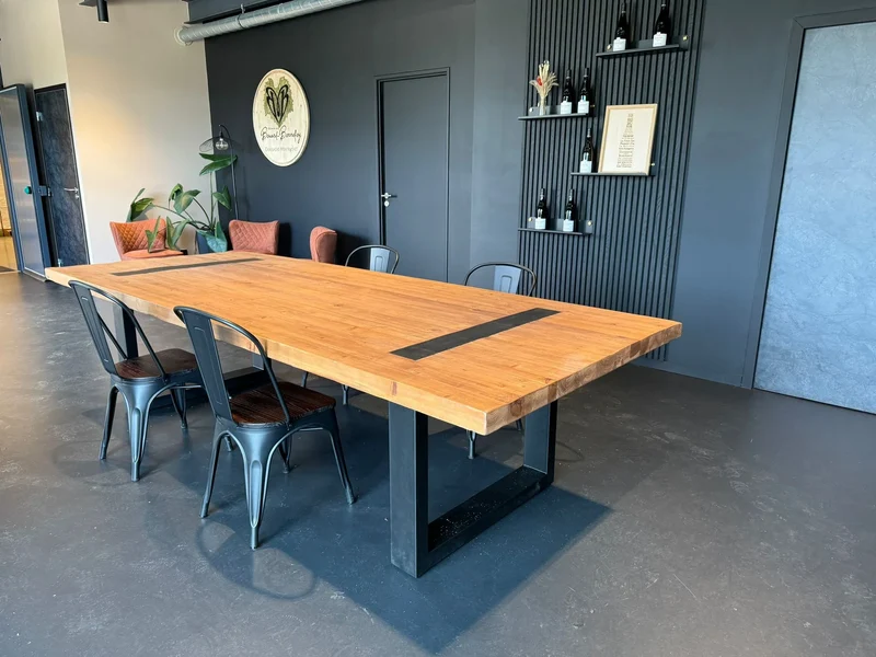 Table à Manger de 2m40 en Bois Massif avec Pieds U Apparents