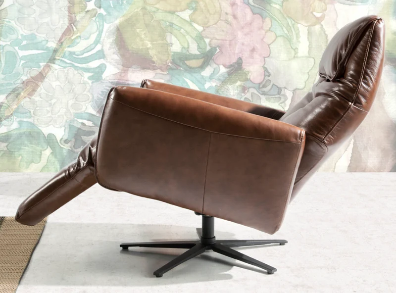 Fauteuil pivotant cuir marron Angel Cerda