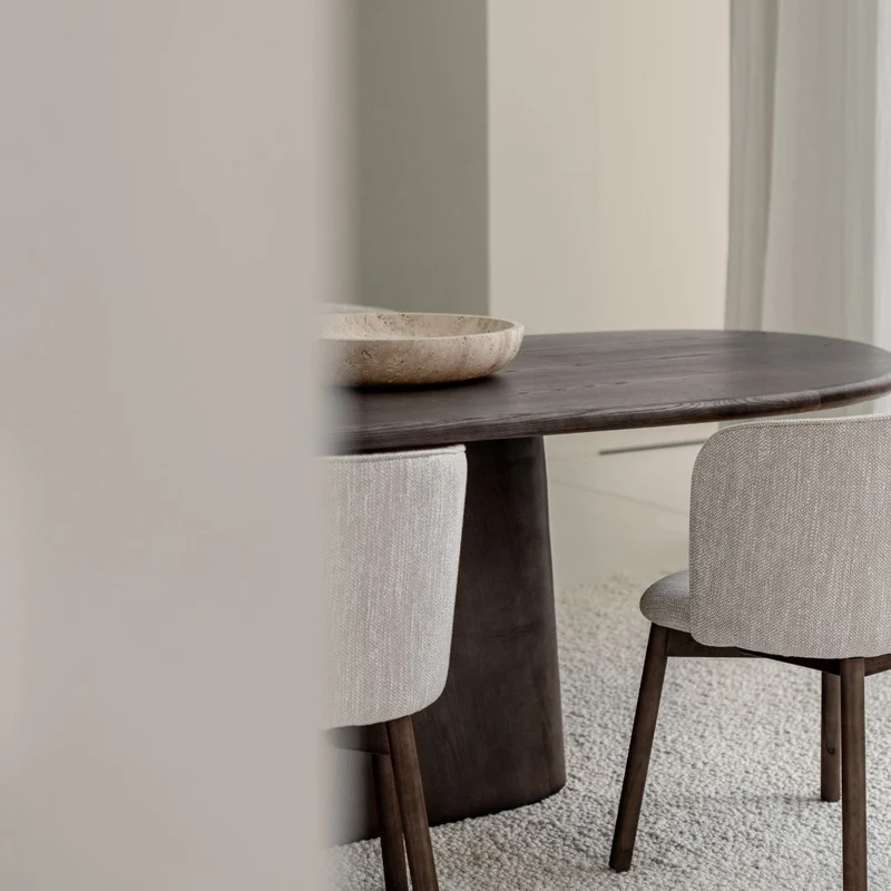 Table à manger en bois organique - Anvers - 240 cm - Bois fumé