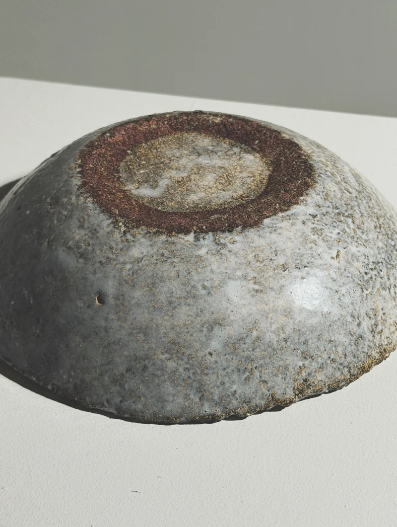 Bowl in Chamotte Stoneware by Fernande Kohler, Vallauris, circa 1960.