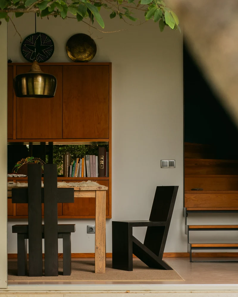 CH02 CHAIR