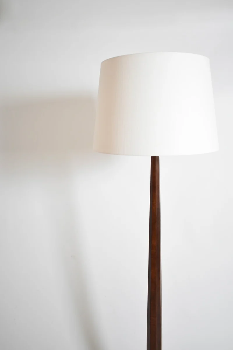 Vintage Art deco wooden floor lamp, 1930s