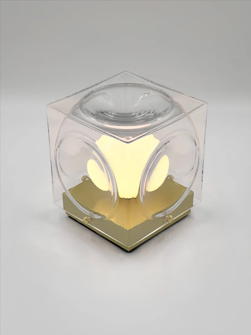 Chant Portable Bronze Table Lamp