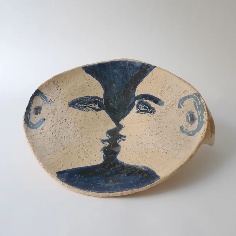 The Kiss Ceramic Plate