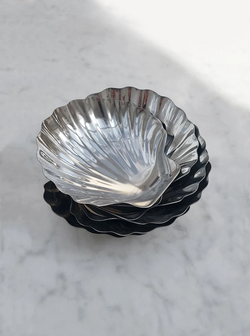 Set of 6 Small Shell Dishes