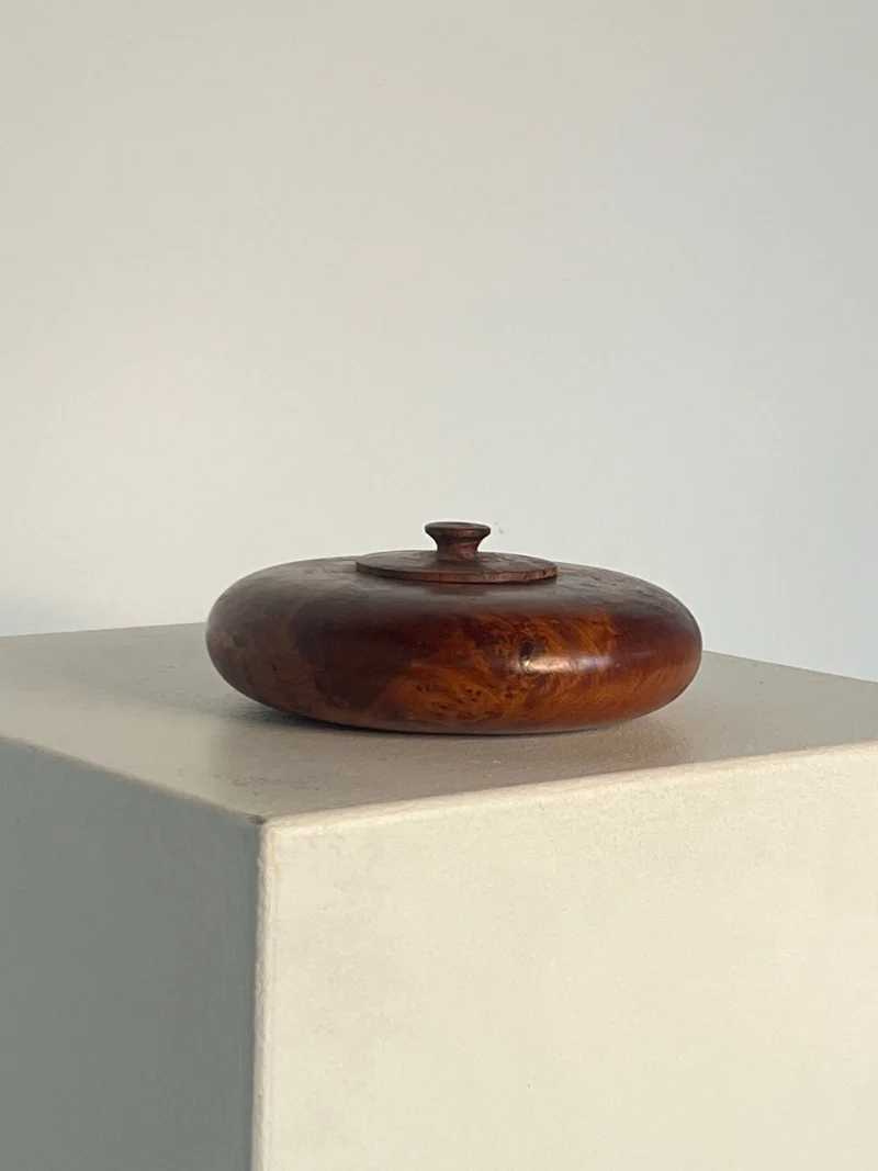 Walnut Burl Shallow Bowl With Lid