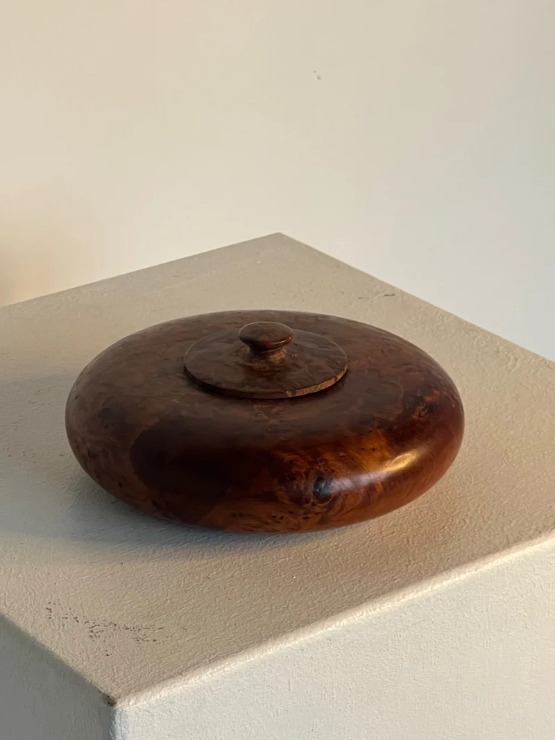 Walnut Burl Shallow Bowl With Lid