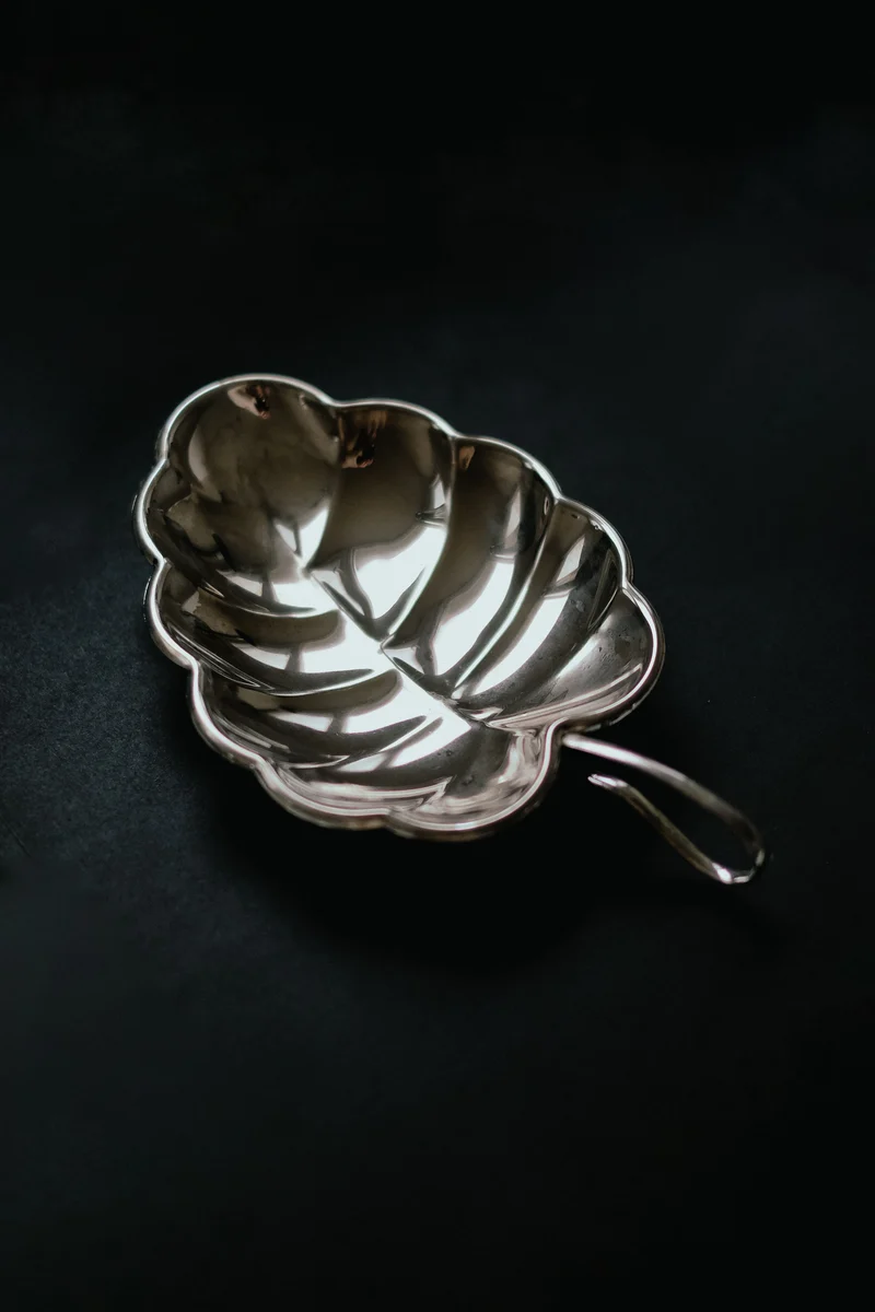 Serving Dish Leaf