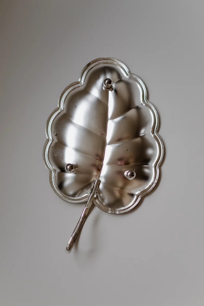 Serving Dish Leaf