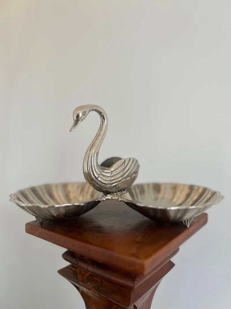 Ornate Swan Shell Dish