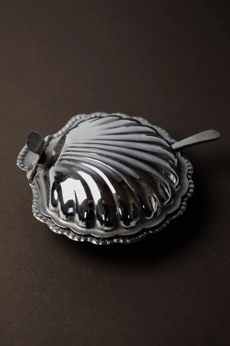 Shell Shaped Butter Dish with Spoon