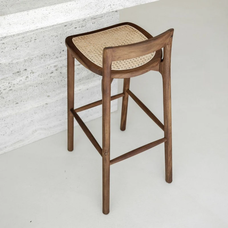 Tabouret Charmes - Acacia noyer - Assise en rotin - Hauteur d'assise 65 cm