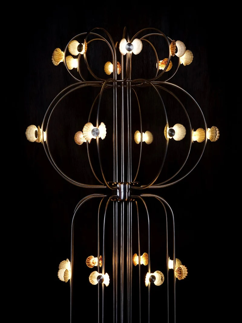 The Floor Lamp With Shells