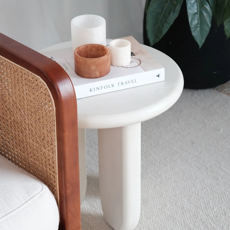 Table d'appoint en microskin - Ido - 45 cm